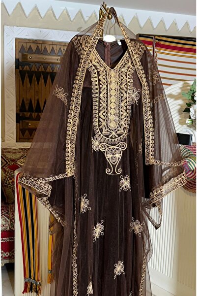 Sukar Traditional jalabiya in 3 colors for the founding day