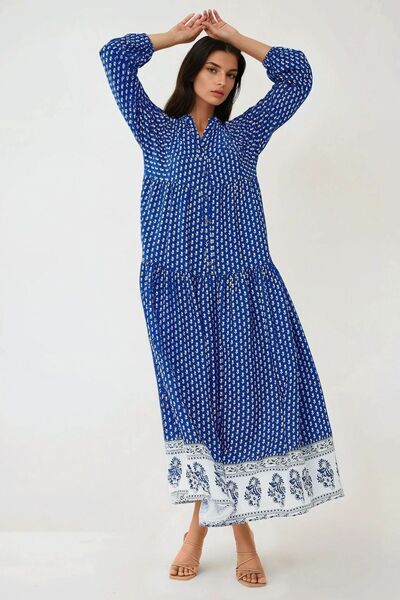 Hiccup فستان متواضع منقوش برقبة على شكل حرف V