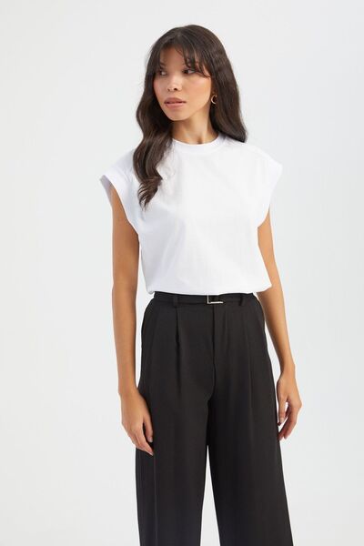 Hiccup Tricou casual cu guler rotund și umeri căptușiți