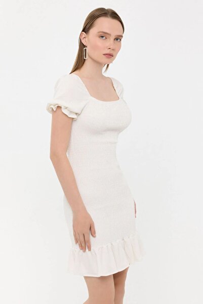 Hiccup Rochie mini cu decolteu pătrat și volane, cu nervuri și mâneci balon