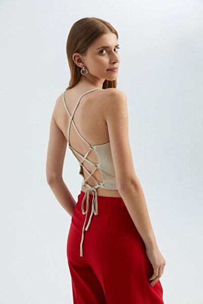 Hiccup Top camisol cu bretele spaghete și detaliu la spate