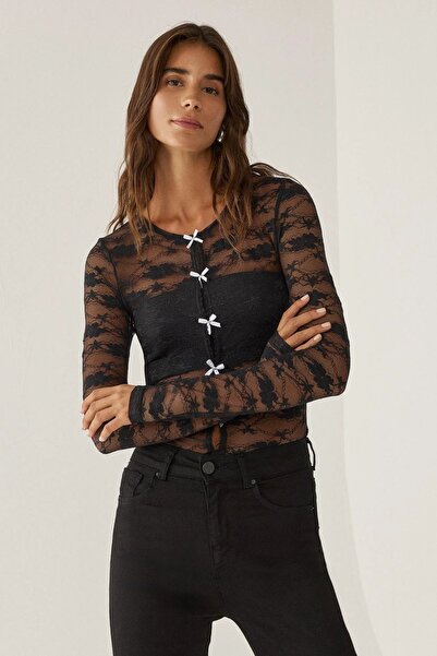 Hiccup Lace blouse with bow