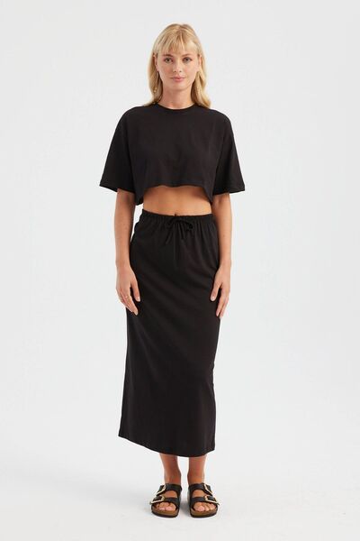 Hiccup 2 piese: Top scurt lejer cu guler rotund și fustă maxi cu talie înaltă...