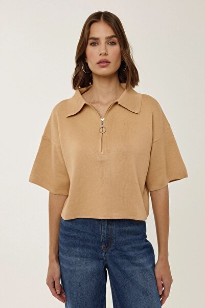 Hiccup Knitted top with zip collar