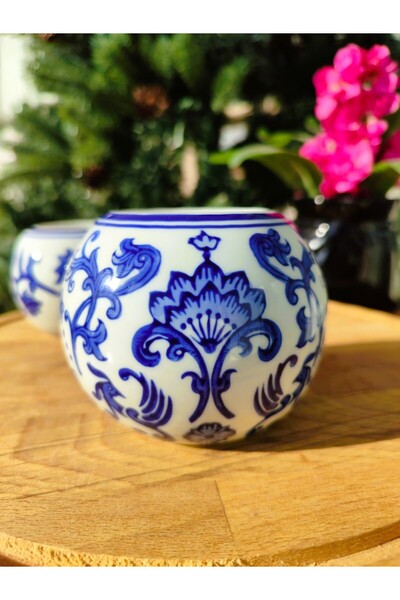 Madame Coco Renes Porselen Dekoratif Obje - 1 Adet - 8,7x8,7x7,5 cm