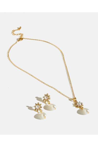 REDTAG طقم إكسسوارات نسائية من اللؤلؤ الذهبي (قطعتان)