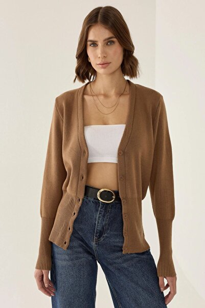 Hiccup Cardigan tricotat semi-croit cu decolteu în V