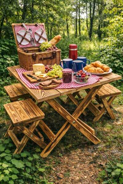 Ceritoğlu ÇAM KATLANABİLİR PORTATİF MASA TAKIMI 4 ADET TABURE-KAMP-BALKON-BAH...
