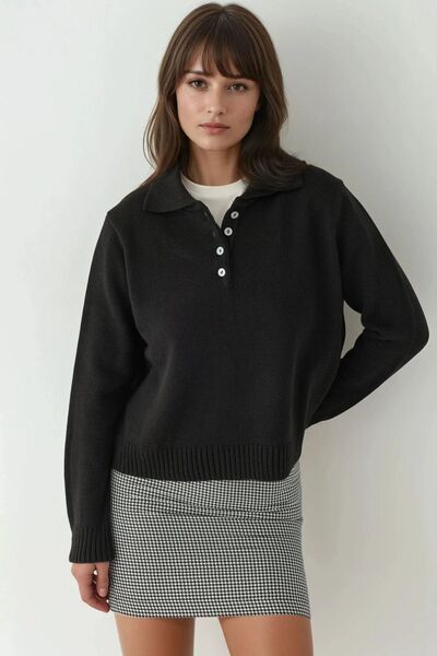 Hiccup Button-down collar sweater with a relaxed fit