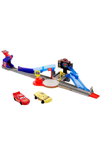 Disney Pixar Cars Piston Kupası Akrobasi Hız Pisti Oyun Seti JHL42