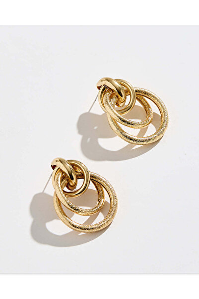 REDTAG أقراط نسائية مزينة بالذهب