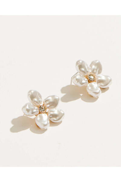 REDTAG أقراط نسائية بيضاء وذهبية مزينة