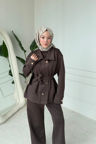 Mihran Butik Sophie Model Women's Suit with Belt and Button Detail in Brown