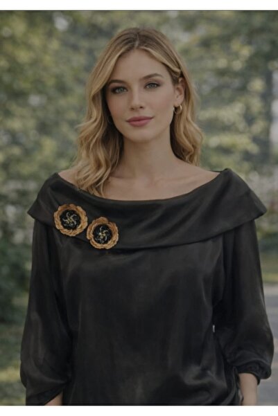 Serpil Exclusive بلوزة ذات ياقة كاياك