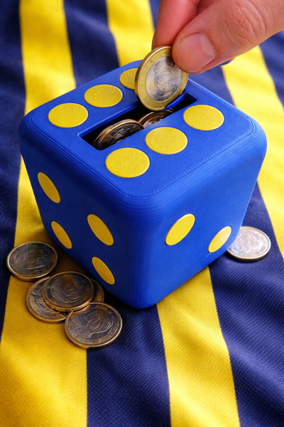 Mey3DDesign Fenerbahçe Taraftar Kumbara, Zar Şeklinde, Şık ve Güzel, İster Si...