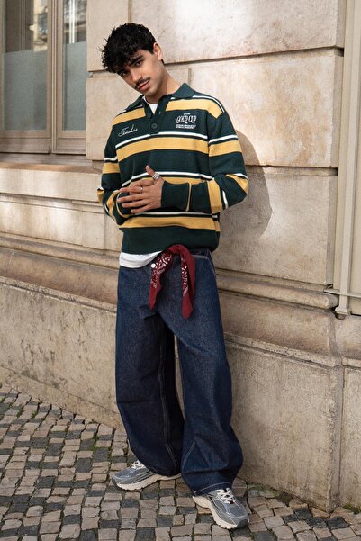 Bershka Polo yaka baskılı kazak