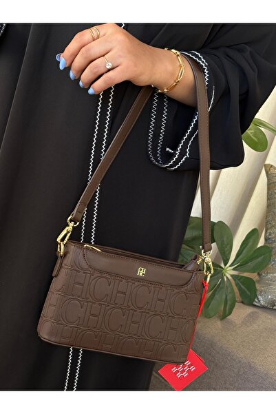 GGGG Bags with their accessories