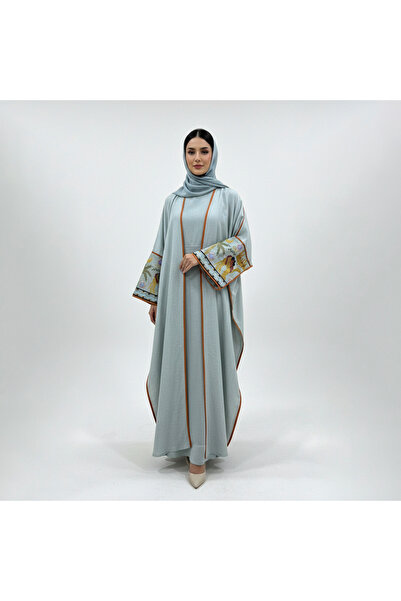 beyonday Nusuk Embroidered Abaya – The Story of a Quarter Bisht