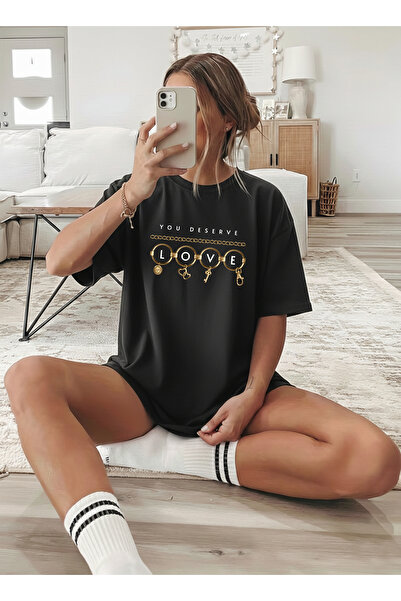 caddekombin Women's Gold Detailed Love Written Crew Neck Black T-Shirt