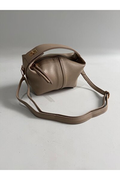 Mia Collection حقيبة يد وكتف نسائية من موديل أدريانا بلون المنك العادي