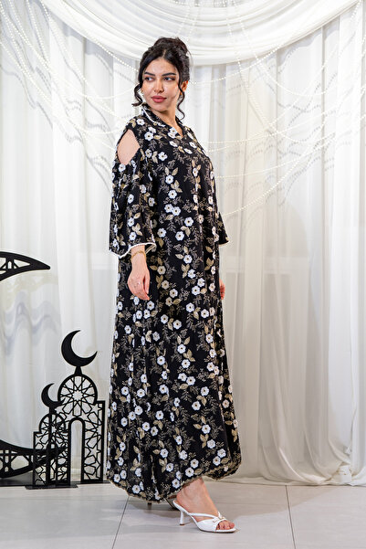 Hasnaa Abaya Elegant black Ramadan jalabiya with white rose embroidery