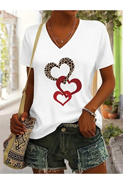 FUFLUNS تي شيرت بطبعة قلب وسلسلة من ليوبارد، ذو ياقة دائرية واسعة.