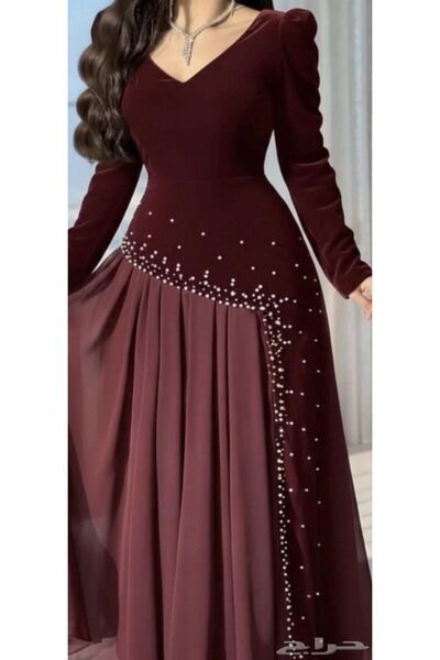 STYLENOVA Royal burgundy evening dress with delicate pearl embroidery