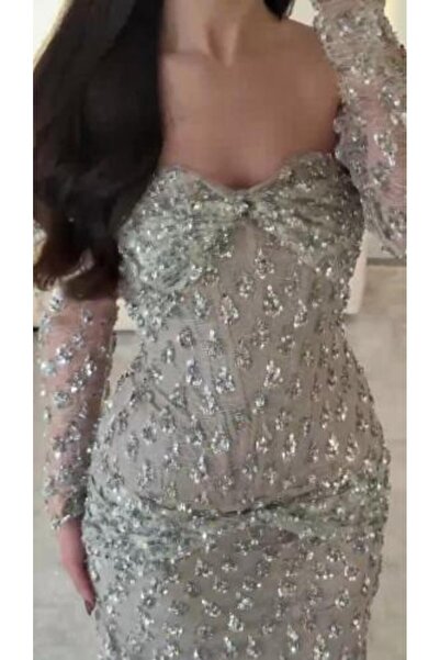 Fine Four فستان سهرة دنتيل تطريز ترتر راقي