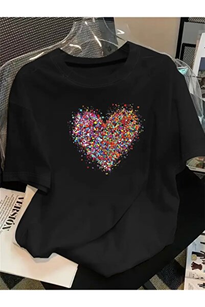 FUFLUNS تي شيرت كبير الحجم بياقة دائرية وطباعة قلب ملونة