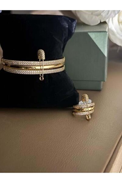 MonaCotta Golden Pin with Ring