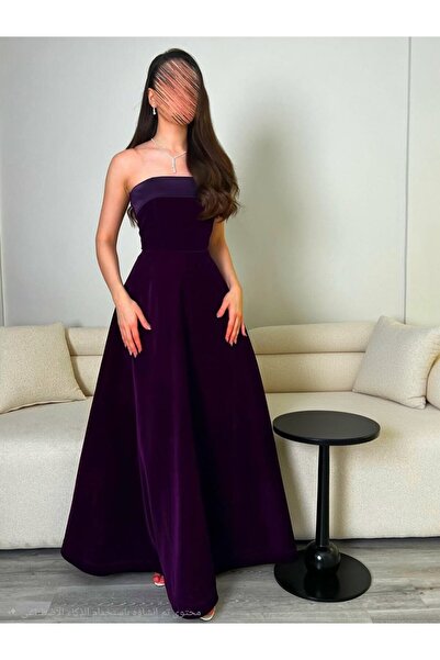 TARFA فستان سهرة يجمع بين الفخامة الملكية والأنوثة الطاغية، ينساب بلونه الأرج...