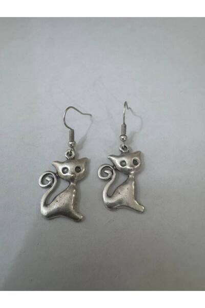 Yuchicly Silver Color Dangle Daily Women's Earrings with Cute Cat Figure
