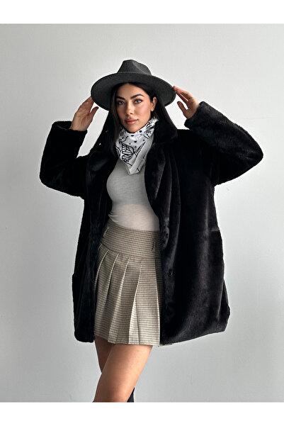 FERZOLAİO Soft Textured Buttoned Black Plush Coat