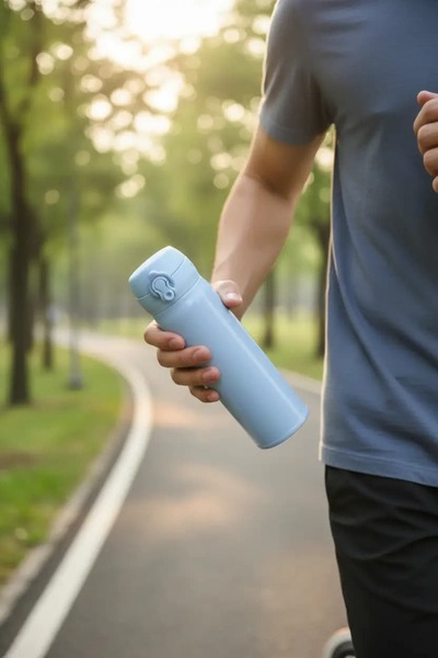 Miniso Klasik Serisi Flip Top Tasarımlı Yalıtımlı Termos 450 mL (Mavi)