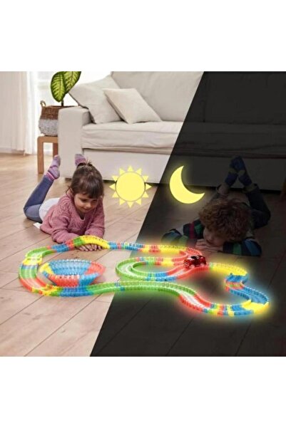 OEM Pista flexibila curse masinute Magic Tracks din 165 piese