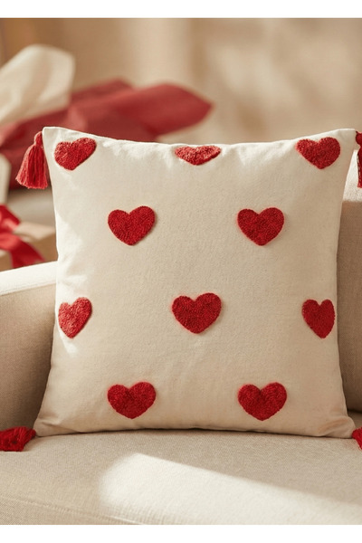 Destiva Home Kırmızı Kalpli Püsküllü Punch Nakışlı 1 Adet Kırlent Kılıfı – 14...