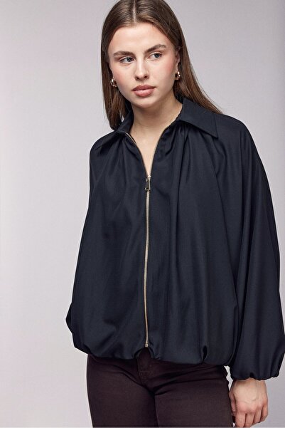 Saade Cămașă neagră cu mâneci bufante și fermoar, cu buzunare - supradimensionat
