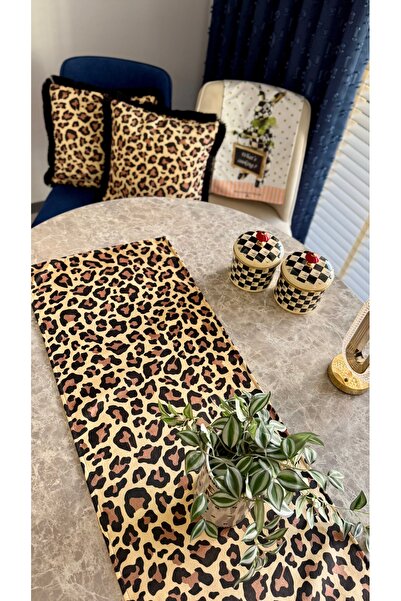 Nef’s Atelier مفرش طاولة بنقشة الفهد |   أسود وبني