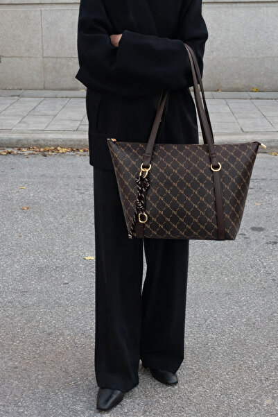 NOTHING Kadın Monogram Kahve Halka Charm Detaylı Fermuarlı Omuz Çantası En42 Boy27 Sofia