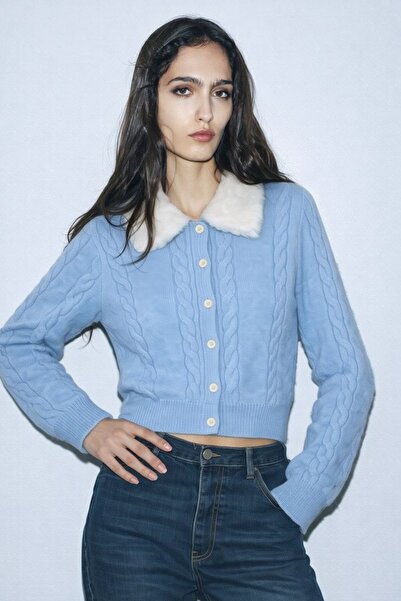 HAKKE Saç Örgü Desenli Kürk Yakalı Triko HIRKA