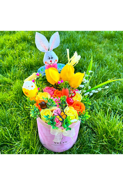velve Aranjament floral Easter,decoratiune iepure,lacramioare,plante verzi,tr...