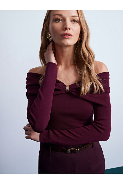 Dilvin 10820 Off-The-Shoulder Bow Detail Top-Burgundy