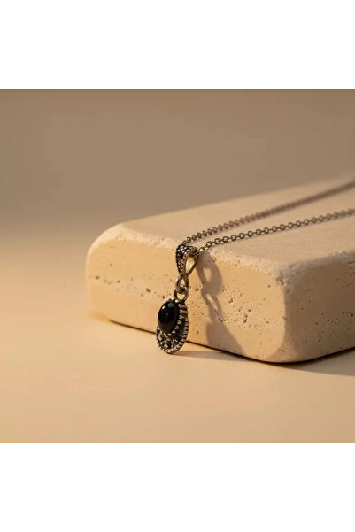 HÜNERTAŞ Delicate Women's Necklace