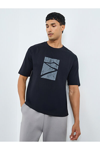 Styli Men Black Graphic Print Oversized T-Shirt