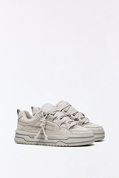 Bershka Kalın tabanlı kaykay ayakkabısı