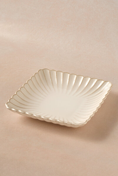 Karaca Daisy Kare Çukur Tabak 22,5 cm