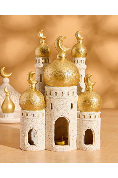 REDTAG ديكور مسجد أبيض وذهبي