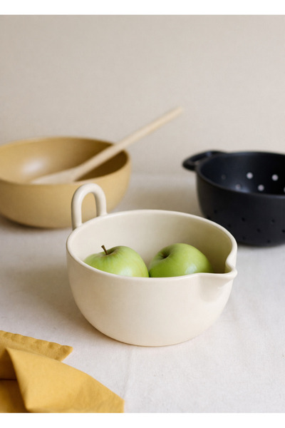 Beige & Stone Ceramic Sauce & Mixing Bowl with Handle – Cream