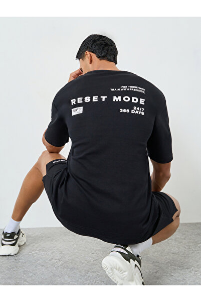 Styli Men Oversized Minimal Front Print T-Shirt