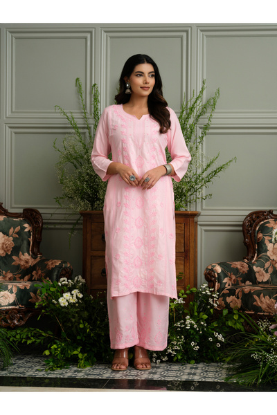 DW By Styli كورتا مستقيمة مطرزة للنساء من شيكانكاري وبالازو